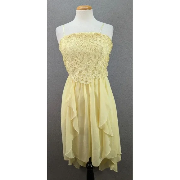 Truworths Glamour Hi Low Hem Crochet Lace Dress Fairycore Size 36 Pastel  Yellow